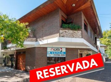 Casa de 4 ambientes, Villa Luro · Excelente Ubicacion Para Este Cuatro Ambientes