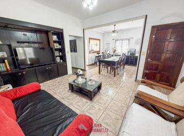 Casa · 160m² · 3 Dormitorios · Casa 4 Ambientes. Los Andes.
