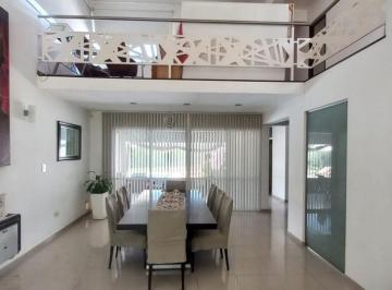 Casa de 8 ambientes, Malagueño · Espectacular - Muy Luminosa y Amplios Ventanales