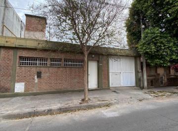 Bodega-Galpón , Córdoba · Galpón en Venta con Oficinas y Múltiples Divisiones - Ideal Logística o Depósito