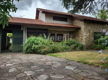 Casa de 5 ambientes, Hurlingham · Chalet 5 Ambientes con Jardín Al Frente y Playroom, Km18, Hurlingham