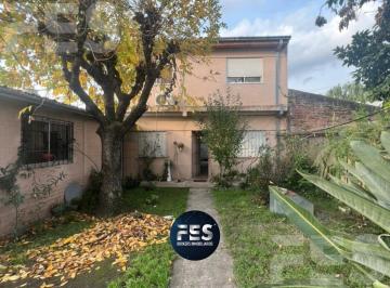 Casa · 90m² · 2 Ambientes · 4 Cocheras · Venta Casa Dos Ambientes Monte Grande