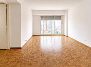 Departamento · 92m² · 6 Ambientes · 1 Cochera · Departamento 3 Dorm. con Dependencia y Buena Distribución