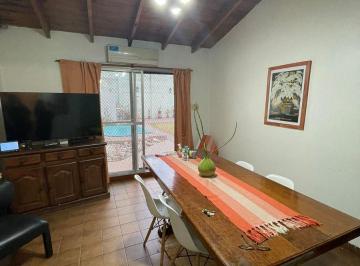 VRP-VRP-10_2 · Casa 4 Ambientes en Venta / Ituzaingo Norte