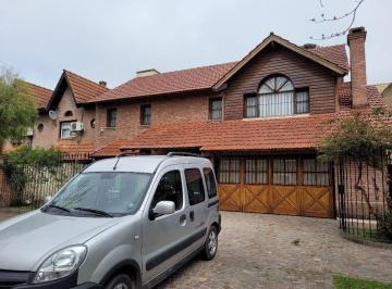 VRP-VRP-176_2 · Venta de Hermoso Chalet en Ituzaingo