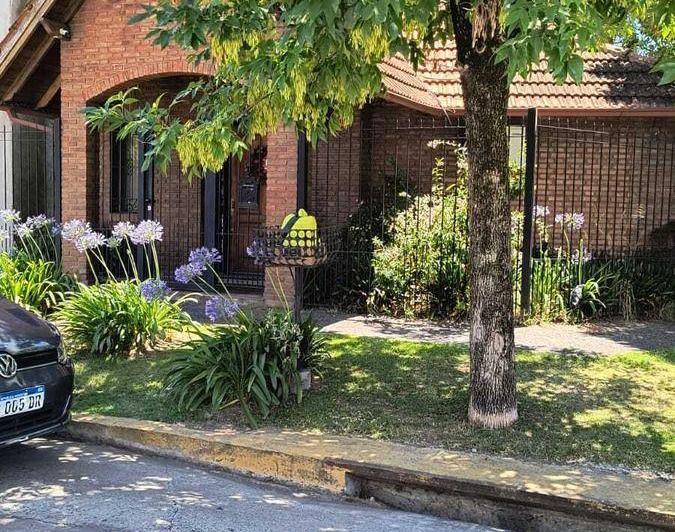 Casa · 1m²