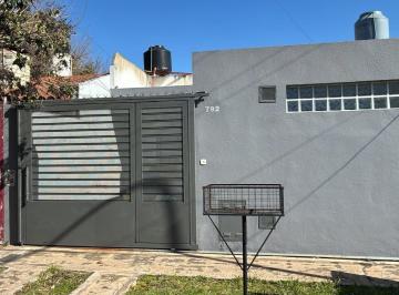 VRP-VRP-351_2 · Venta de Casa 2 Ambientes en Centro, Ituzaingó