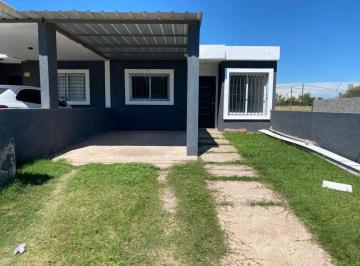 Casa · 100m² · 1 Ambiente · 1 Cochera · Vendo Duplex Villa Allende