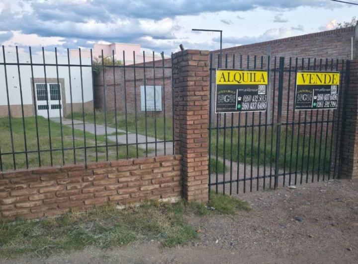 Local comercial · 203m² · 4 Ambientes · 4 Cocheras