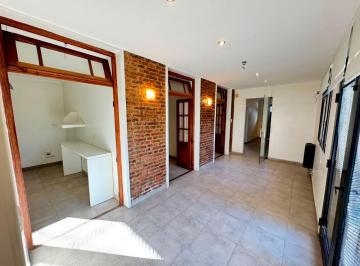 Departamento de 4 ambientes, Quilmes · Departamento Tipo PH 4 Ambientes con Patio Compartido, No Paga Expensas