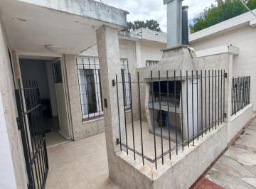 Departamento · 35m² · 2 Ambientes · 1 Cochera · Dos Ambientes en P. B con Cochera a 3 Cuadras del Mar y Sin Expensas!