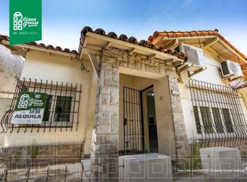 Local comercial de 6 ambientes, General Rodríguez · Local Comercial de 406 m² en Alquiler en Centro