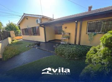 VLA-VLA-2282_2 · Venta Casa Espectacular Piscina Quincho Circ 1° Ciudad Evita