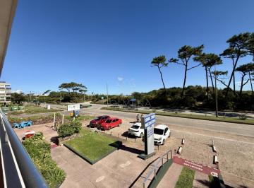 Foto1 · Apartamento en Playa Mansa Frente Al Mar.