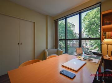 Oficina comercial · 90m² · 6 Ambientes · Piso de Oficina en Belgrano.