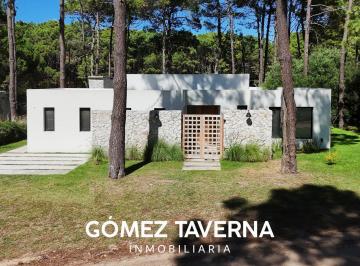 Casa · 170m² · 4 Ambientes · Casa en Venta en Isla del Golf, Pinamar