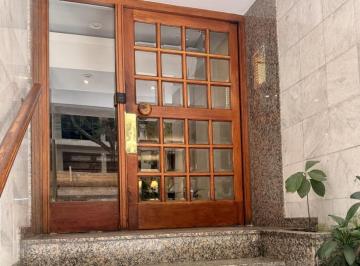 Departamento · 52m² · 3 Ambientes · 1 Cochera · Departamento en Venta 3 Ambientes con Cochera en Recoleta