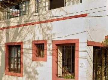 Casa · 300m² · 5 Ambientes · 3 Cocheras · Casa de 5 Ambientes con Dependencia en Olivos