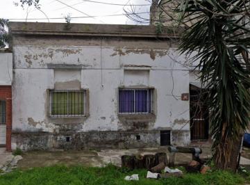 Terreno , Avellaneda · Lote con Construcción a Demoler a m de Av Hipolito Yrigoyen