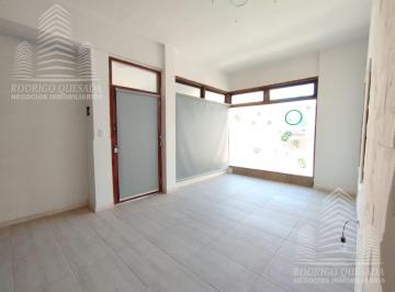Local comercial · 89m² · 3 Ambientes · Amplio Local en Calle de La Reducción 55