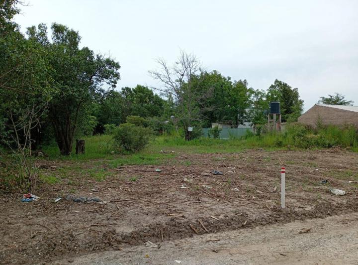 Terreno · 400m²