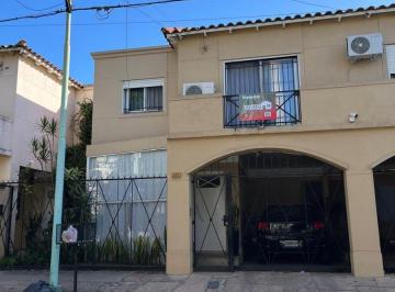 PH de 4 ambientes, Lomas de Zamora · Venta Casa en Barrio Ingles 3 Dorm.