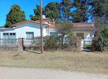 Casa de 6 ambientes, Villa San Isidro · Anisacate, villa San Isidro Hermoso Chalet en La Mejor Ubicacion! Frente a La Plaza!