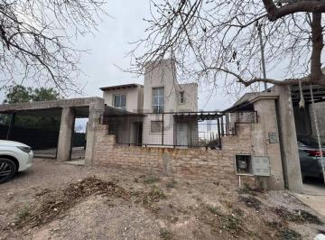 Casa · 120m² · 5 Ambientes · 1 Cochera · Century 21 Lucio Barroso Vende