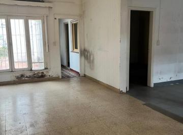 Casa · 125m² · 3 Ambientes · 1 Cochera · Venta Casa 3 Amb. Pilar Centro. Ideal Inversor!