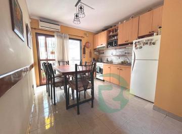PH · 50m² · 2 Ambientes · 1 Cochera · Venta Duplex 2 Amb. Escritorio. Patio. Cochera. Morón