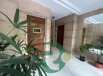 Departamento · 64m² · 4 Ambientes · Venta Departamento. 3 Amb. Caballito Impecable!