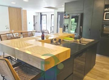 Casa · 280m² · 5 Ambientes · 2 Cocheras · Venta Casa 5amb. Lote Central - Barrio Altos del Sol. Ituzaingo