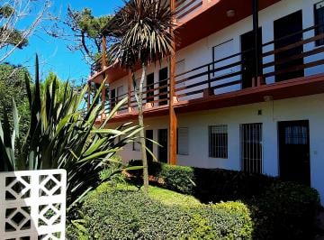Frente · Dpto en Villa Gesell a 2 Cuadras de La Playa! Excelente Estado, y Equipado!