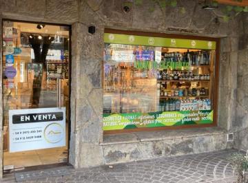 Local comercial de 1 ambiente, San Martín de los Andes · San Martín de Los Andes - Venta - Local Sobre Av San Martín. Posib. de Permuta/ Consulte Alquiler