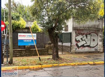Casa de 3 ambientes, Vicente López · Casa con 2 Dorm. y 229 m² en Venta en Carapachay