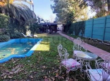 Casa · 120m² · 3 Ambientes · 2 Cocheras · Venta 3 Ambientes con Quincho y Pileta en Jose C. Paz