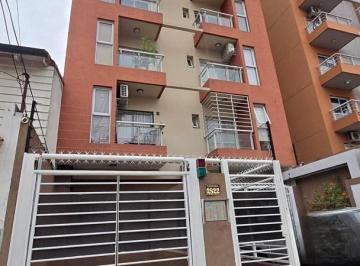 Departamento · 33m² · 2 Ambientes · 1 Cochera · Departamento Dos Ambientes con Cochera en Venta en Caseros