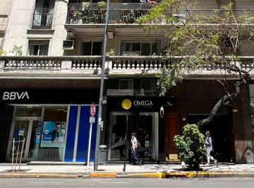 Local comercial de 3 ambientes, Retiro · Av Santa Fé 900 | Local Comercial en Alquiler Sobre Av Fantástica Ubicación y Vidriera