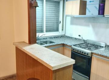 Departamento · 73m² · 3 Ambientes · Semipiso - 3 Ambtes. - Lanús Centro - Apto Crédito