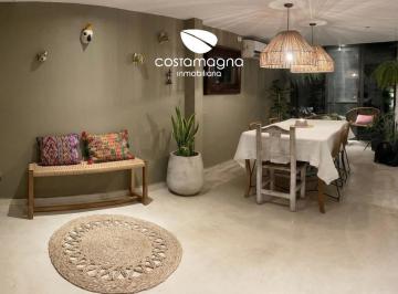 Casa · 187m² · 8 Ambientes · 1 Cochera · Impecable Casa en Maipú - 3 Dorm. Mas Escritorio