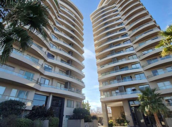 Departamento · 153m² · 7 Ambientes · 1 Cochera