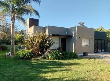 Casa · 90m² · 3 Ambientes · 2 Cocheras · Casa en Venta Barrio El Sosiego