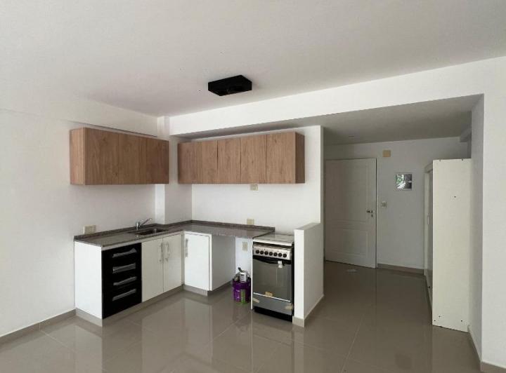 Departamento en Alquiler - Monoambiente - Almagro