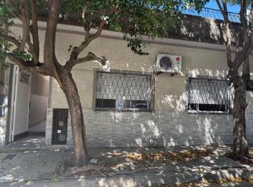 PH de 3 ambientes, Villa Devoto · PH, 3 Amb, Pb, Frente, Terraza Propia C/parrilla. Sin Expensas