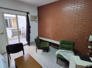 Casa de 12 ambientes, San Miguel de Tucumán · Sobre San Luis, Ideal Emprendimiento Comercial, Casa + Dpto Independiente