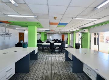 Oficina comercial · 442m² · 6 Ambientes · Oficina en Venta en Barrio Centro