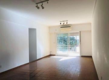 Departamento de 4 ambientes, Villa Luro · Venta 4 Ambientes con Dep en Villa Luro. Patio, Balcón y Cochera