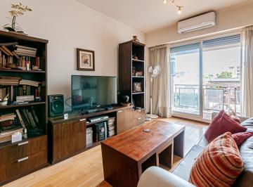 Departamento · 46m² · 2 Ambientes · Amplio 2 Amb con Balcón! Superluminoso - 1 Cuadra del Subte "B"!