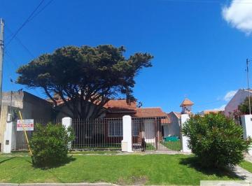 Casa · 100m² · 6 Ambientes · Casa en Venta - 3 Dorm. 2 Baños - Mar del Plata