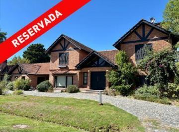 Casa · 450m² · 7 Ambientes · 7 Cocheras · Casa en Los Cardales Cc Vista Al Golf